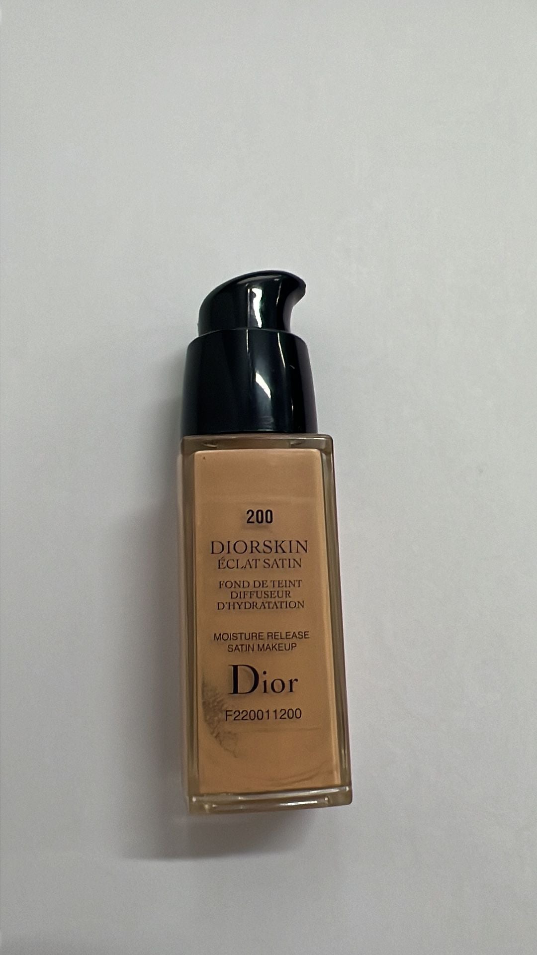 Dior Fondotinta Diorskin Eclat Satin 20ml n.200 Tester - Profumo Web