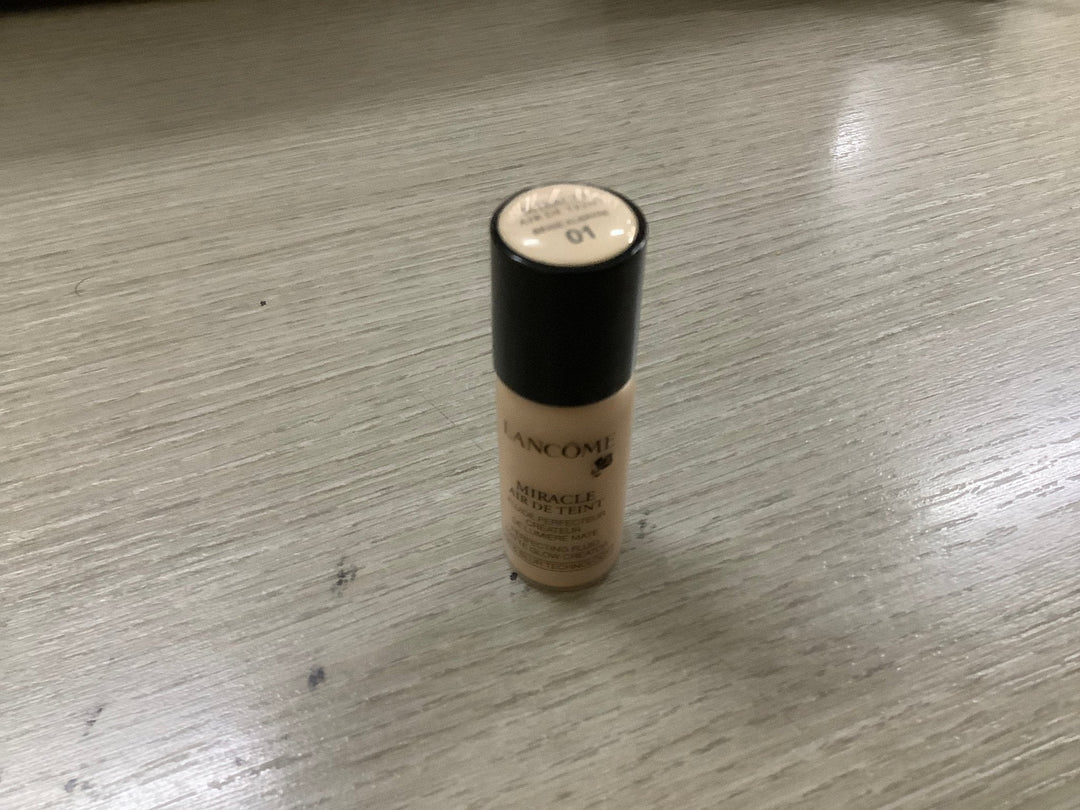 Mini Size Fondotinta Lancome Miracle Air De Teint 10ml Tester - Profumo Web